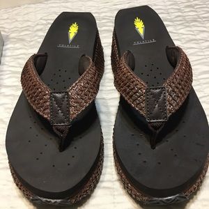 Volatile Shoes - Volatile wedge flip flopped Volatile Shoes - Volatile wedge flip flopped